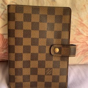 Authentic Louis Vuitton Damier Ebene MM Agenda Cocer